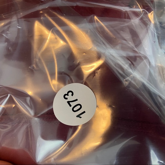 Burgundy high waisted active leggings size small - Picture 7 of 7